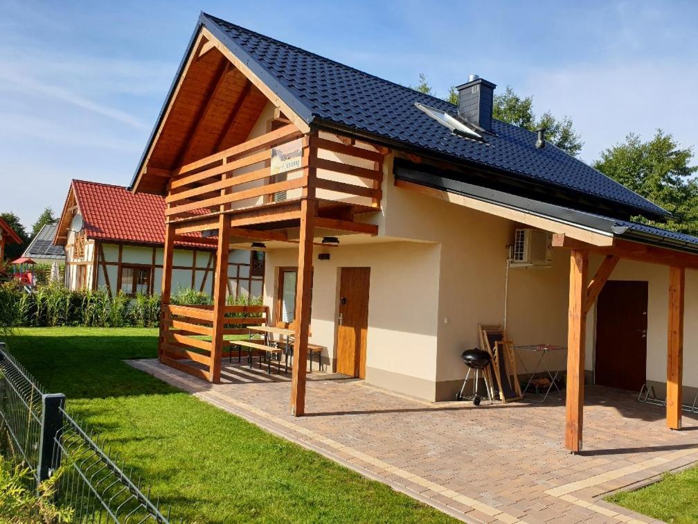 Villa Osada Cztery Pory Roku - Dom Jesien Kopalino Exterior foto